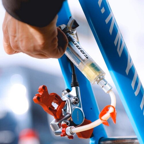 SRAM ( スラム ) 専用工具 PROFESSIONAL BLEED KIT