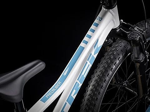 TREK ( トレック ) キッズバイク PRECALIBER 20 ( プリキャリバー 20