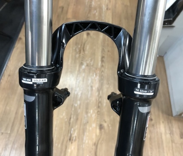 ROCKSHOX ( ロックショックス ) RECON ( リーコン ) SLV Vブレーキ