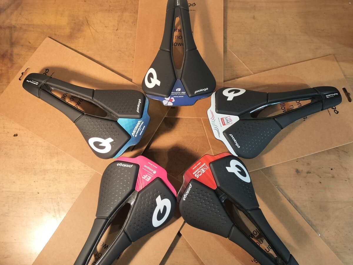 prologo ( プロロゴ ) サドル SCRATCH M5 PAS TIROX ( スクラッチ M5