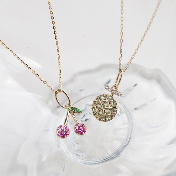 K10YGピンクサファイア/グリーンガーネットチャーム | ポンテヴェキオ