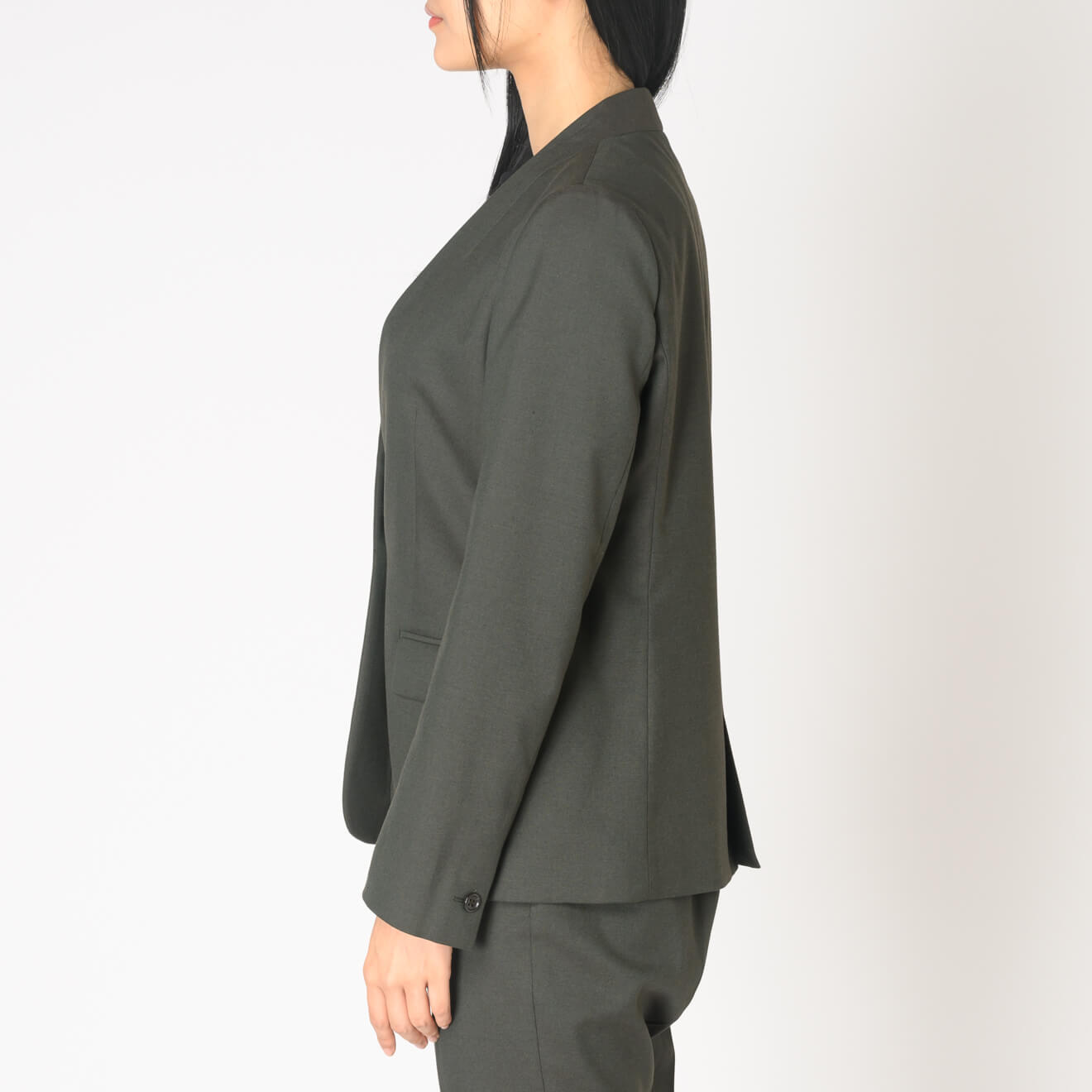 ノーカラージャケット カーキ無地 | ONLY ONLINE STORE