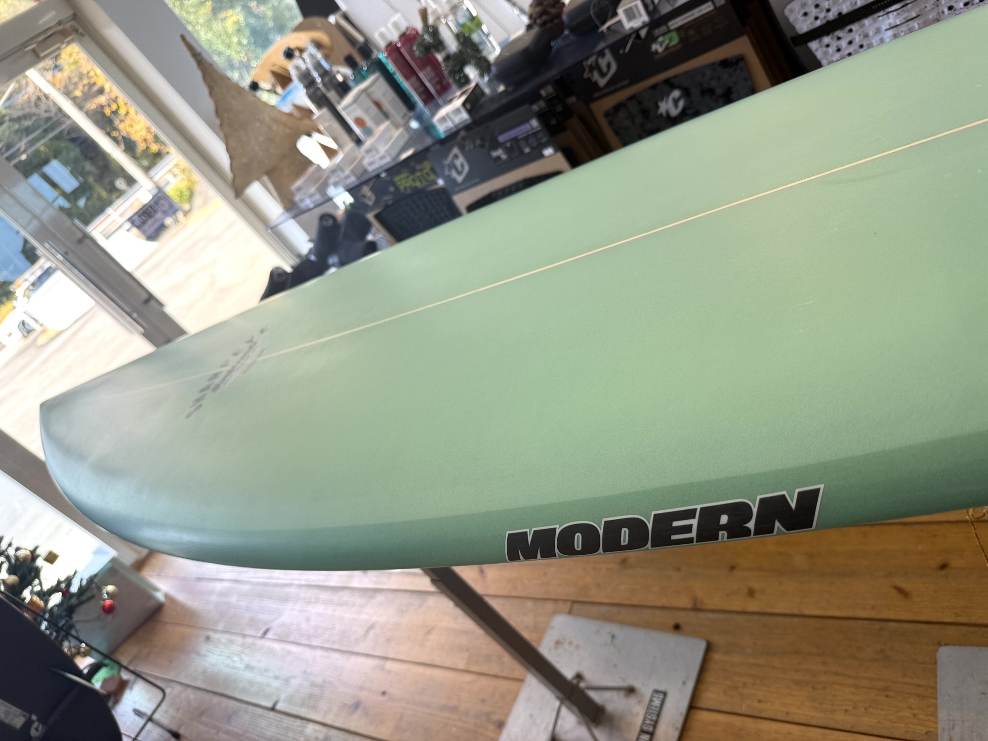 造道シェープのグリーンフラッシュサーフボード - 宮崎金ヶ浜サーフ