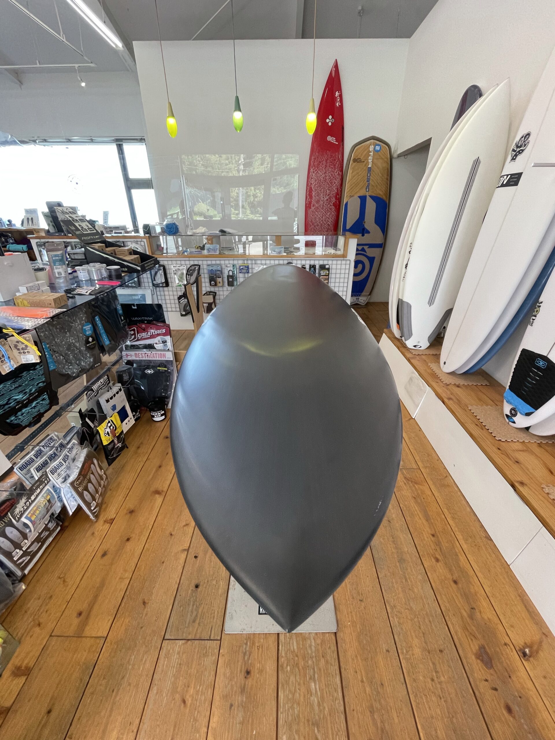 造道シェープのグリーンフラッシュサーフボード - 宮崎金ヶ浜サーフ