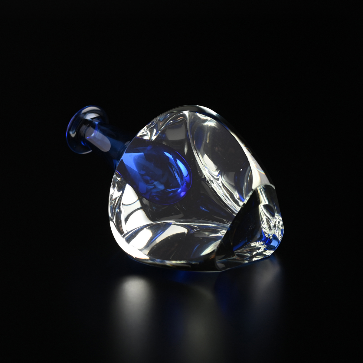 岩田久利作ガラス一輪挿し花瓶『三ツ面』 - ORIGEN ONLINE SHOP