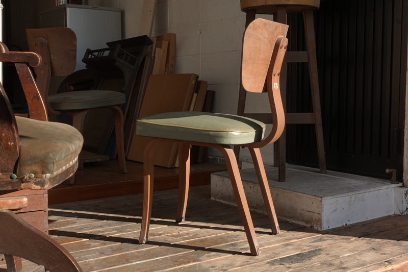 OLD MARUNI オールドマルニの珍しい成型合板椅子｜骨董品買取｜神戸市