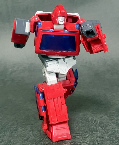 TF】スタジオシリーズ「SS-97 アイアンハイド」レビュー