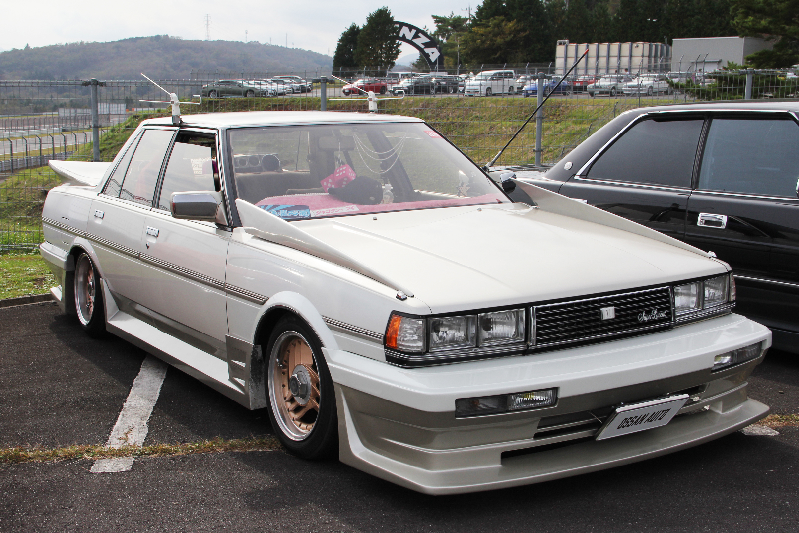 ゴツいフルエアロスタイルにはヒロV1-R！ | ossanauto