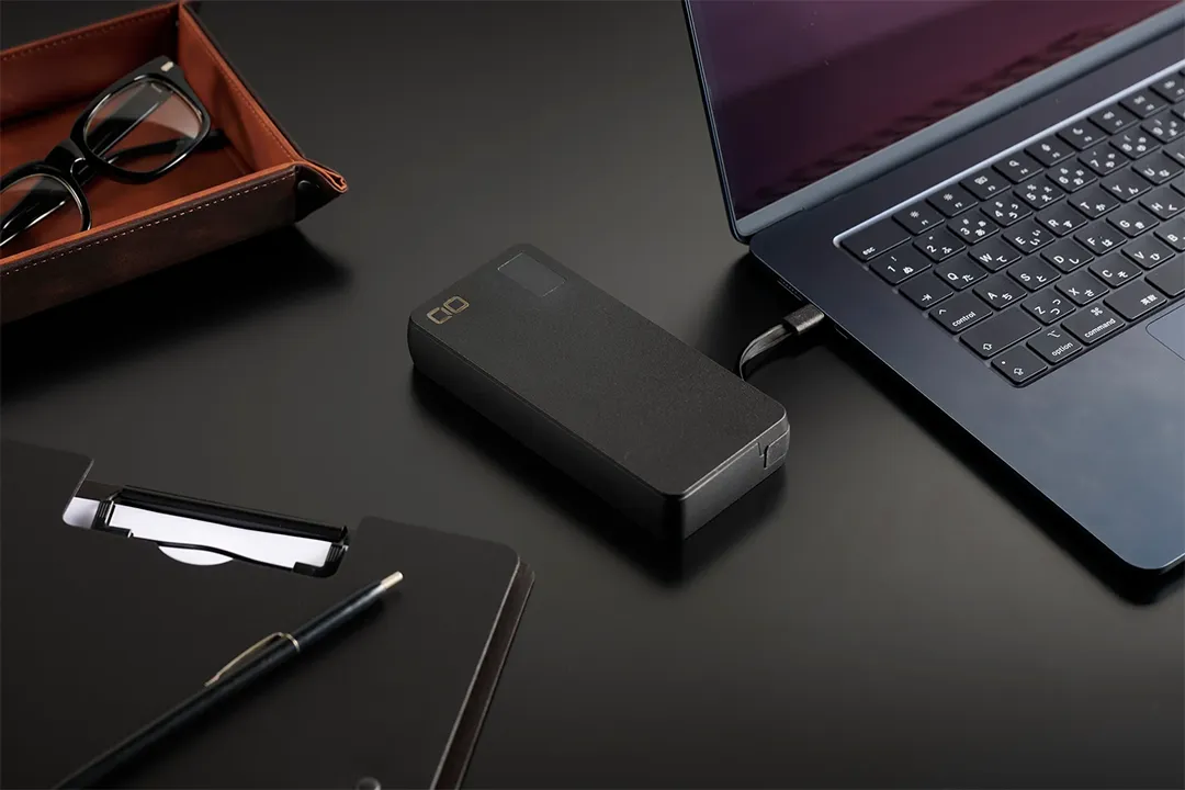 CIO、最大100W入出力対応ケーブル内蔵モバイルバッテリー「SMARTCOBY
