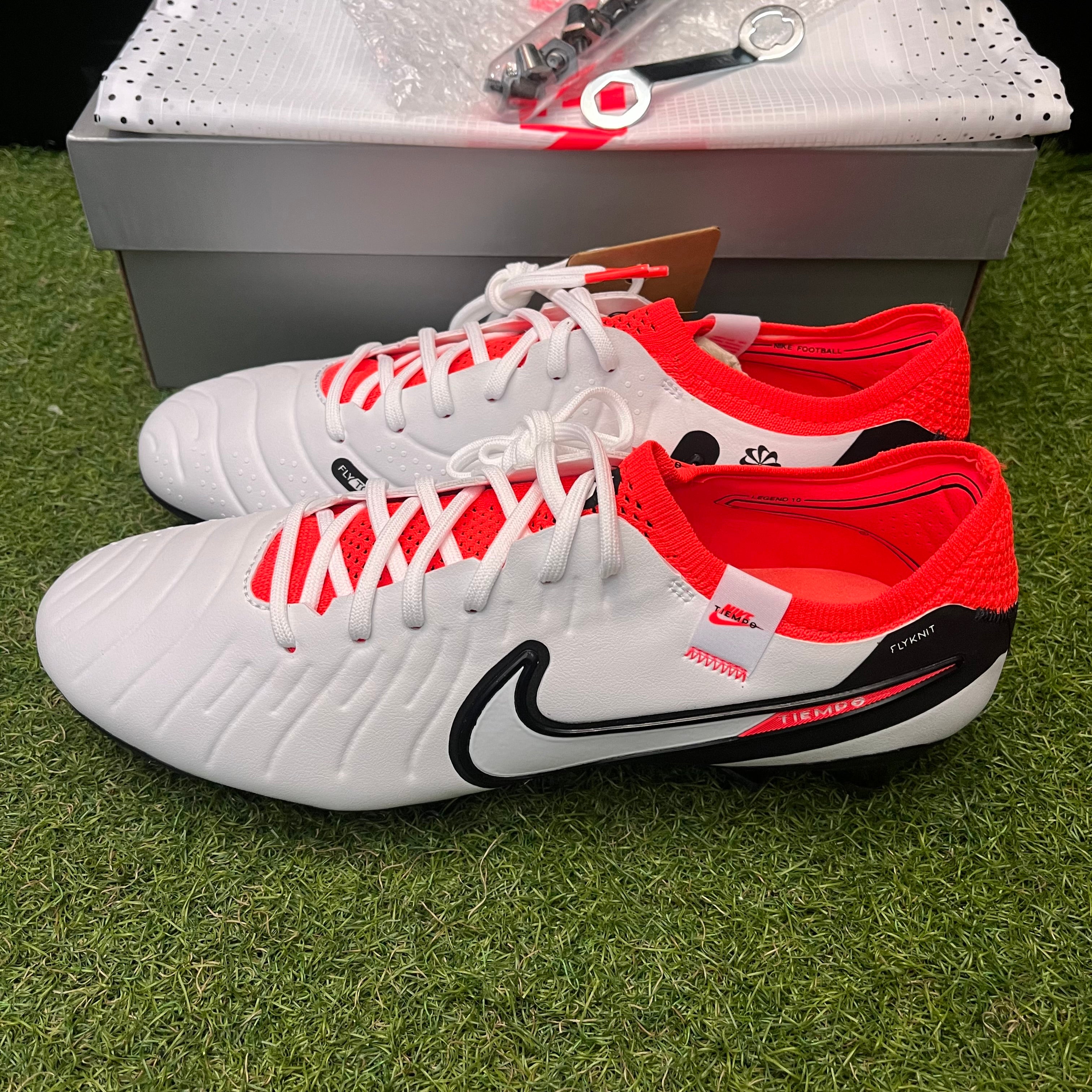 ティエンポ レジェンド10 エリート SG-PRO Promo FN7283 100 – 俺の足