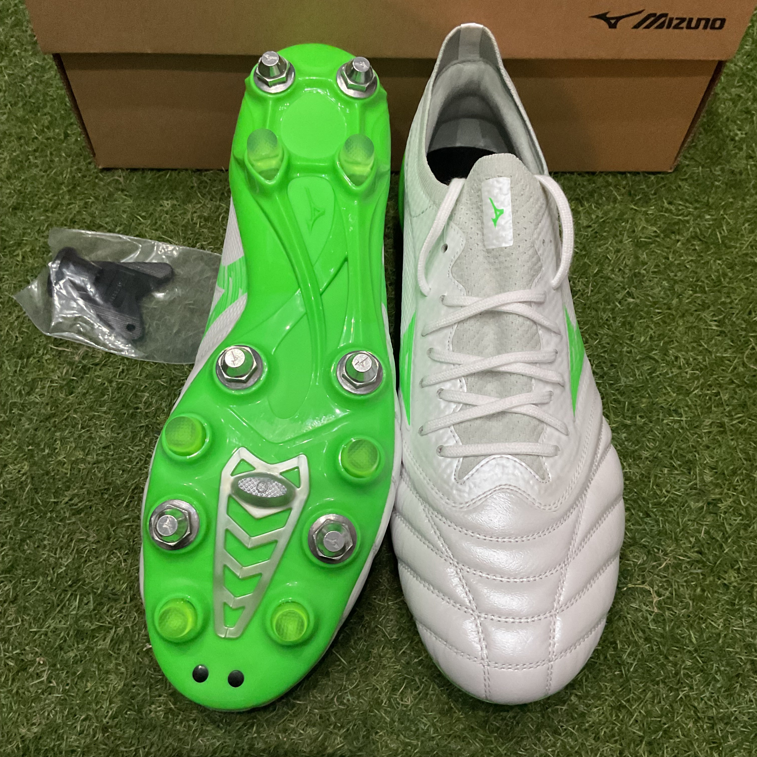 モレリアネオ 4 β ELITE MIX P1GC254237 – 俺の足 サッカー用品