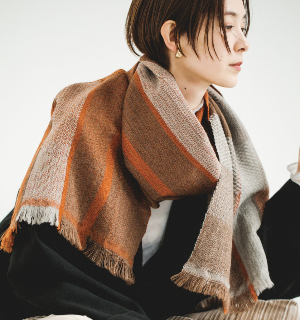 SHUSU ウールマフラー オータムリーブス マスタードアッシュ | 【公式