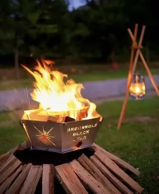 六角シェイプにグッとくる。1分で設営可能なステンレス製コンパクト