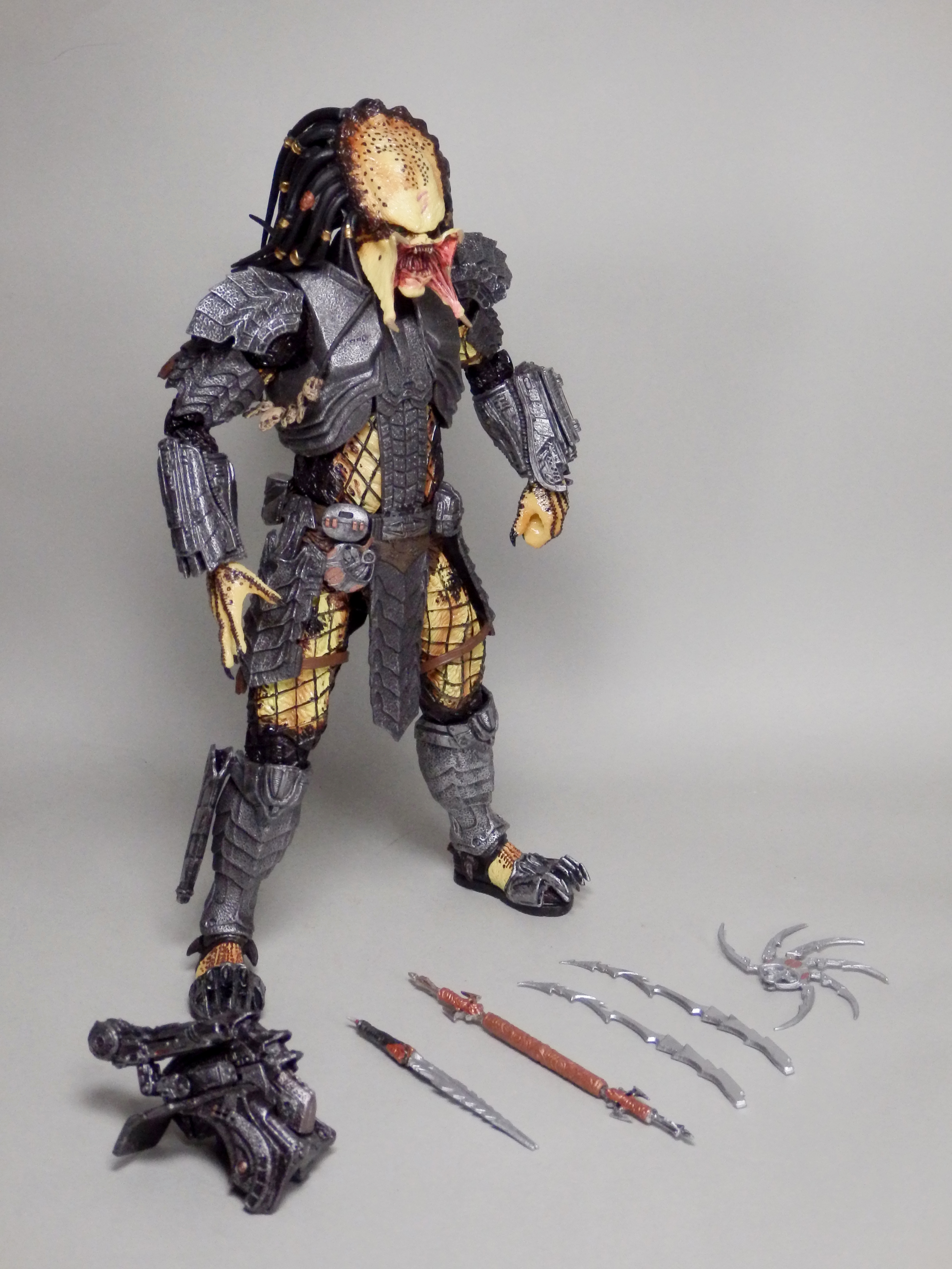 レビュー:NECA(ネカ) スカープレデター(7インチアクションフィギュア