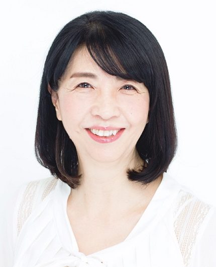 話題の白髪染め「リライズ」の達人の応用使い②乾いた髪に“手で大雑把に”