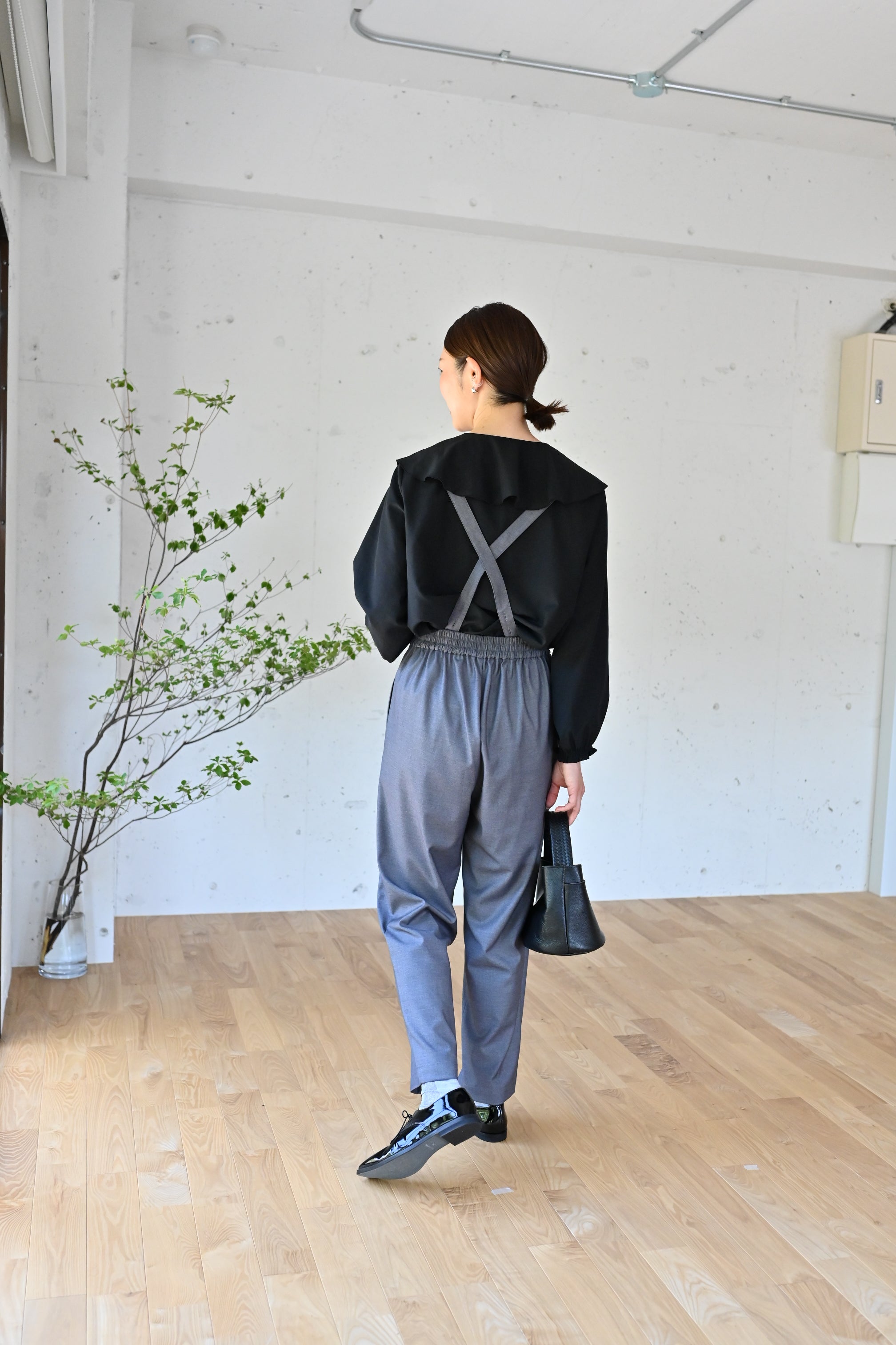 きれいめ素材の2wayサロペット – OURHOME