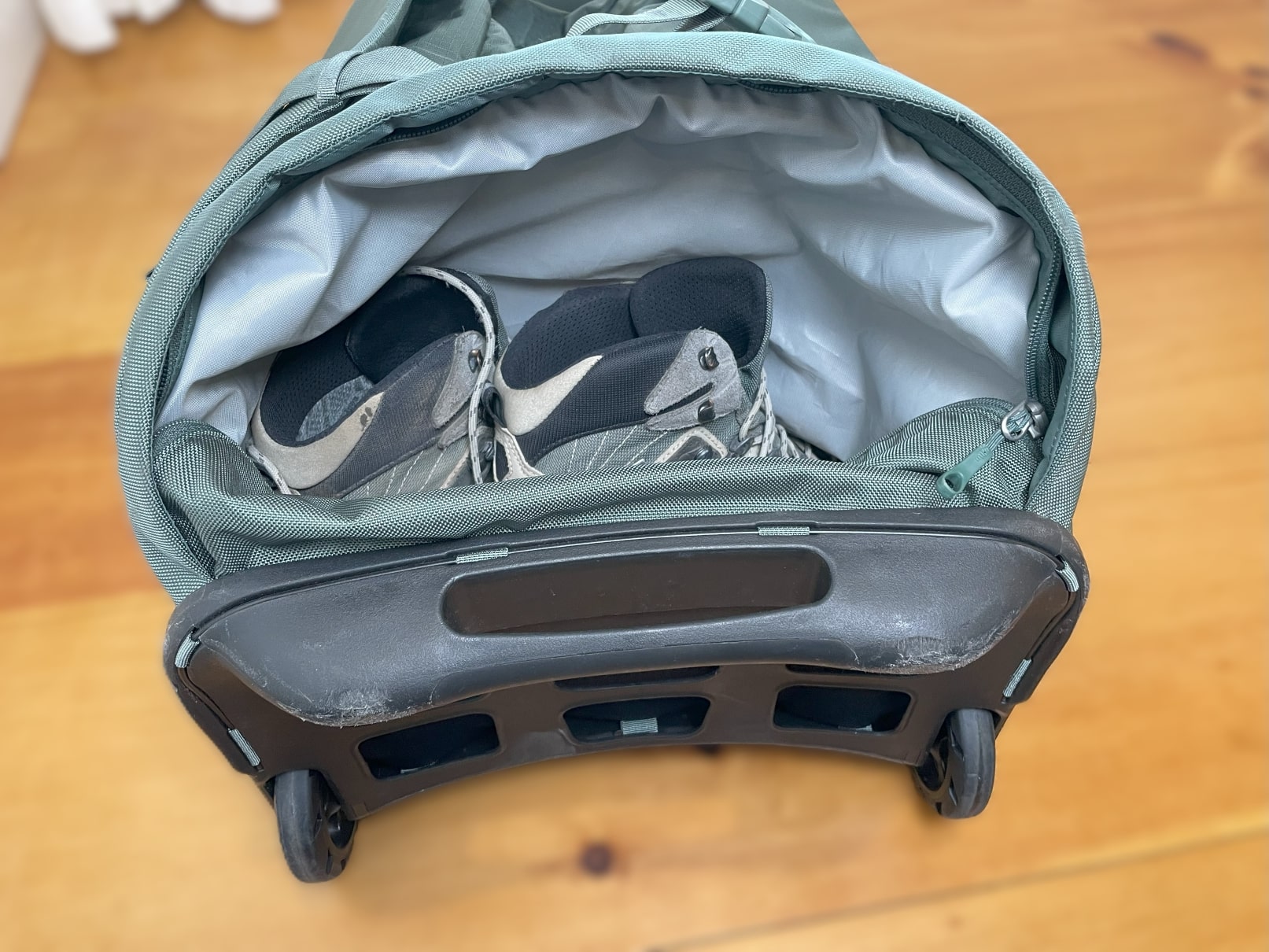 Osprey Sojourn Shuttle 100L Travel Duffel Review - OutdoorCrunch