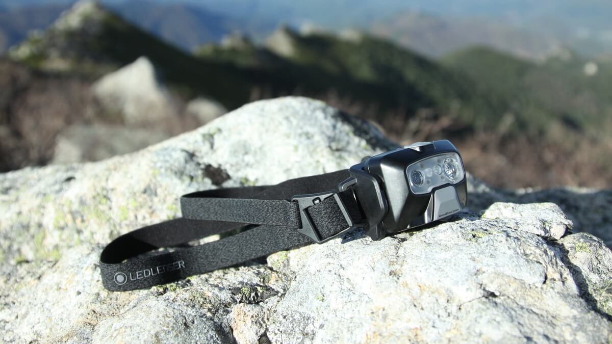 忖度なしの自腹レビュー】抜群に明るくて、丈夫で、使いやすい