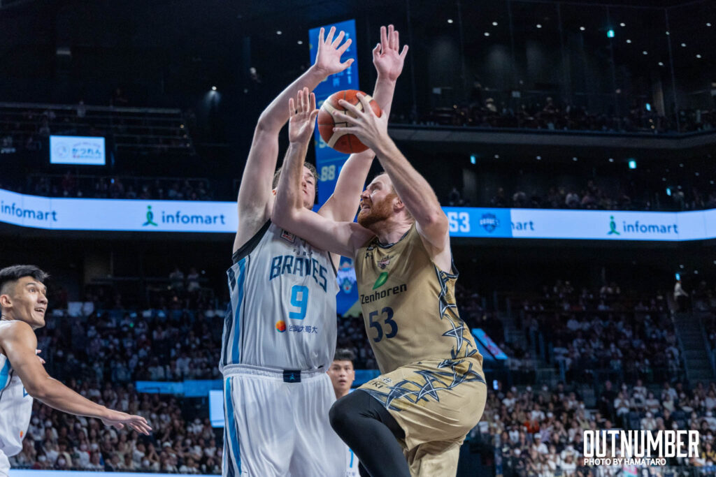 琉球ゴールデンキングスがアレックス・カークの帰化を発表 - OUTNUMBER WEB