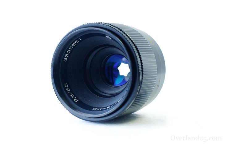 M42] Industar-61 L/Z MC 50mm F2.8 Review – Star Bokeh Russian