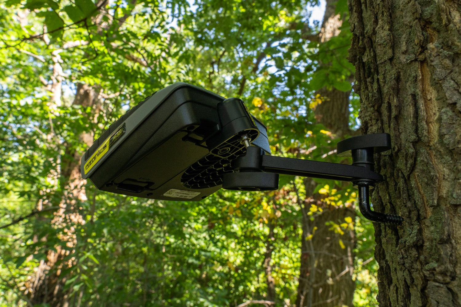 HR300 Scent-Eliminating Ozone Generator (2nd Gen)