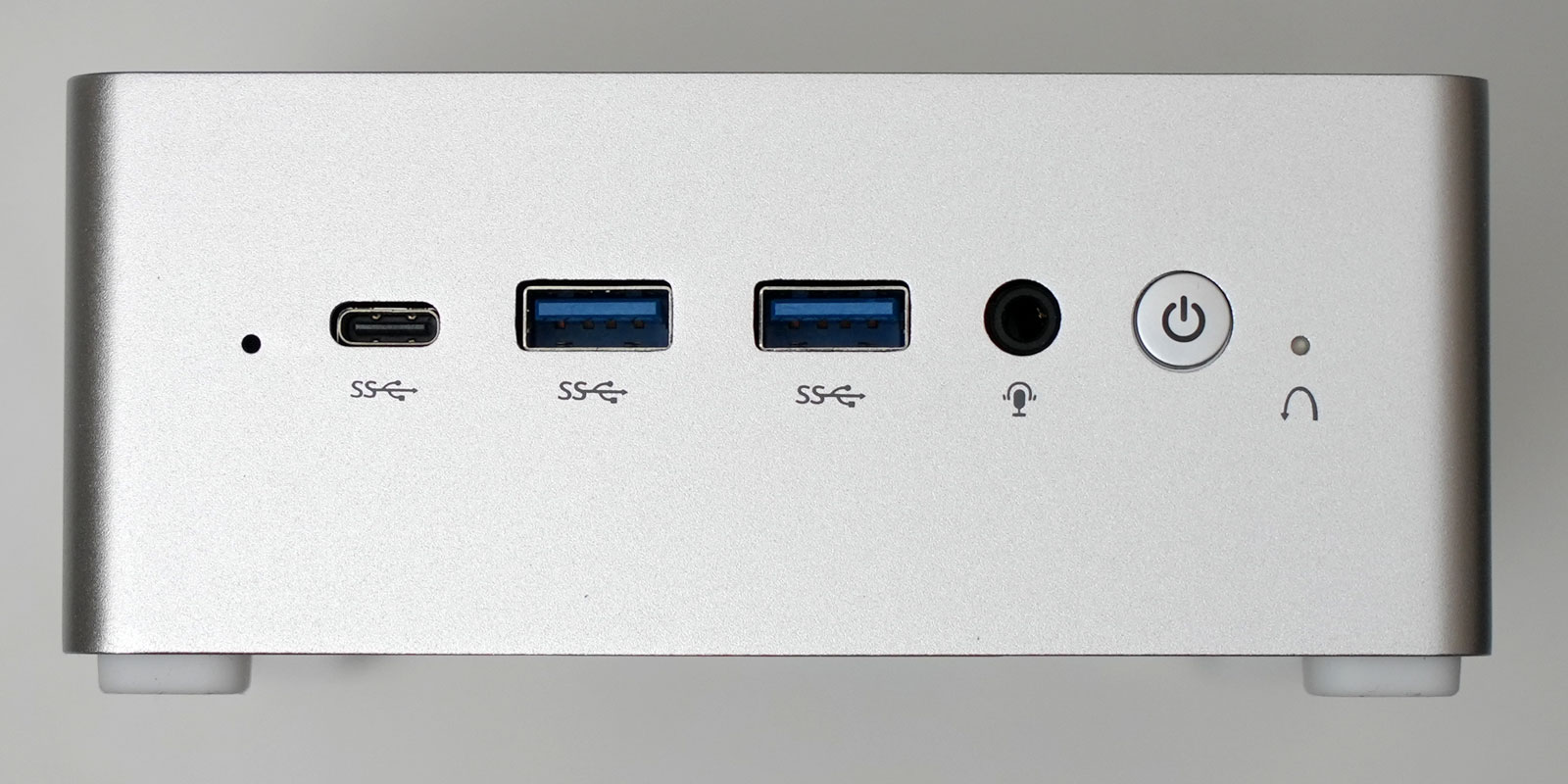 高コスパ・高性能ミニPC MINISFORUM NAB7 実機レビュー - PCまなぶ