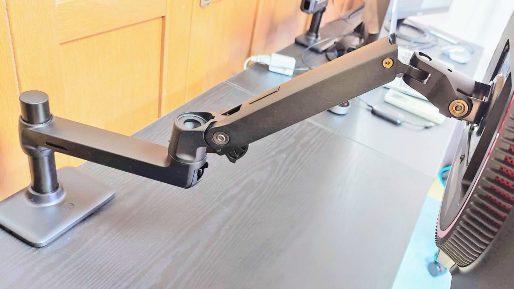 壁ギリギリOK！HPのモニターアーム「BT861AA」レビュー！