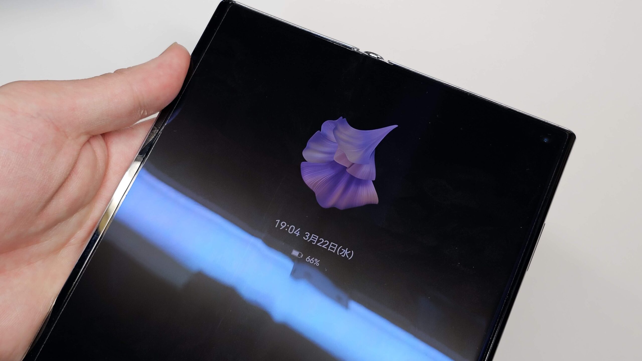 HUAWEI Mate Xs 2 実機レビュー！“外折り”スマホの完成形【GMS導入可】