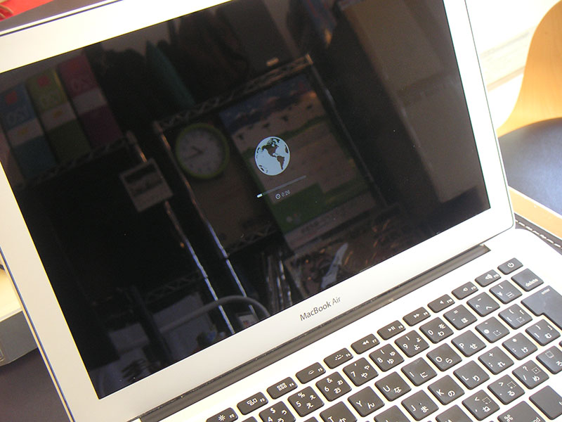 MacBook Air (13-inch, Early 2015) 初期化できない SSD交換修理