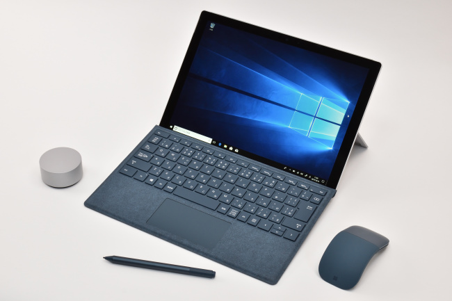 マイクロソフト『Surface Pro（2017）』レビュー 使いやすさと快適