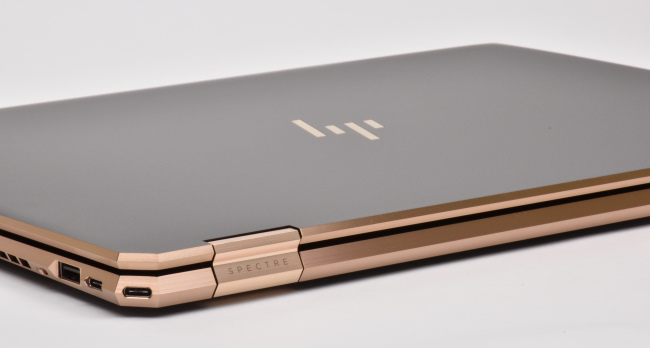 HP Spectre x360 15-df0000 レビュー 魅力あふれるデザインとパワフル