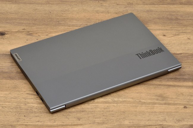 レノボ ThinkBook 13s Gen 2 レビュー：圧巻のパフォーマンスで実用性