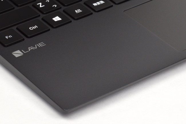 NEC LAVIE Direct PM (Pro Mobile) (2021春モデル) レビュー：超軽量で