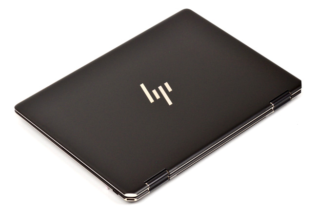 HP Spectre x360 14-ef (2022年モデル) レビュー：パワーアップした