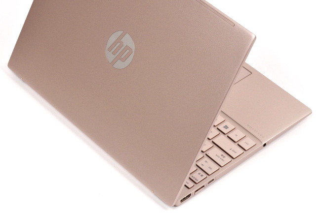HP Pavilion Aero 13-be レビュー：1kg切りで超軽量！エレガントな