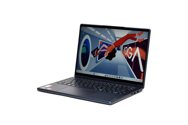 レノボ Yoga 6 Gen 8 レビュー：ファブリック素材の天面が個性的な