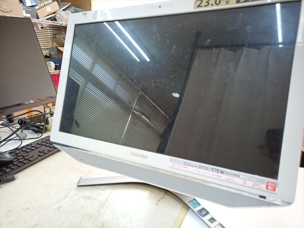 修理事例】東芝 REGZA PC D731/T7EW が電源入らず…基板ショートを特定