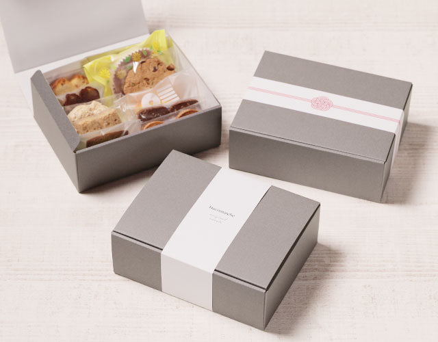 ギフトボックスM(ダークグレー) – ケーキ箱ならハコマルシェ・店舗業務
