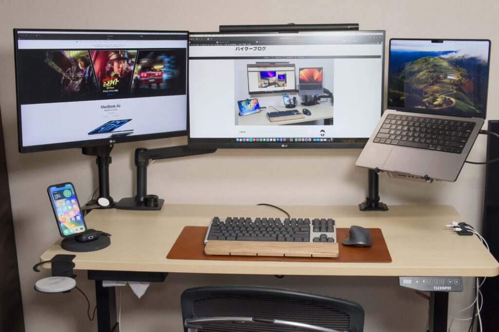 おすすめ】モニター2台とMacBookでトリプルディスプレイにしたらかなり