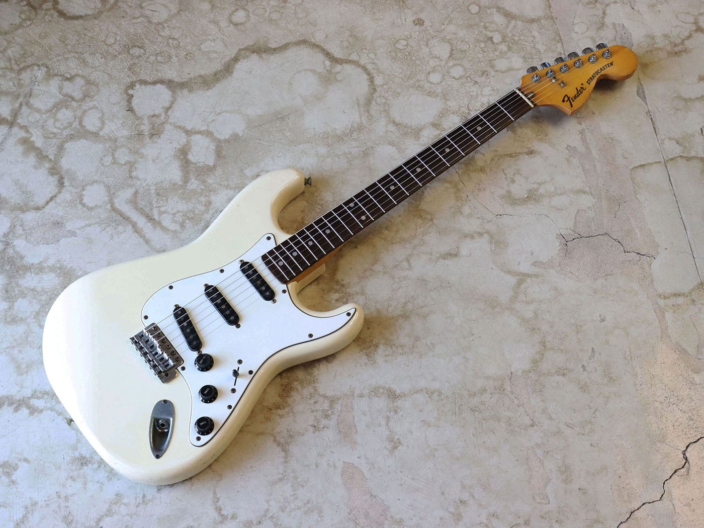中古】Fender Japan ST72-55 JVシリアル フジゲン製 - 神奈川県の中古