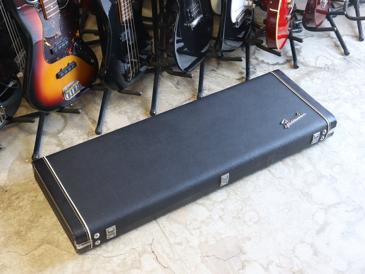 中古】Fernandes ハードケース ブラック 筆記体ロゴ 1970年代 - 神奈川