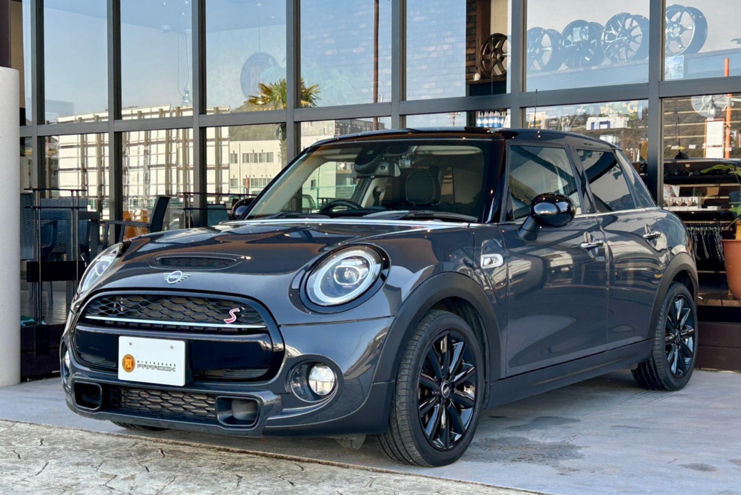 MINI COOPER S】F55 サンダーグレー | MINI GARAGE PARADOX