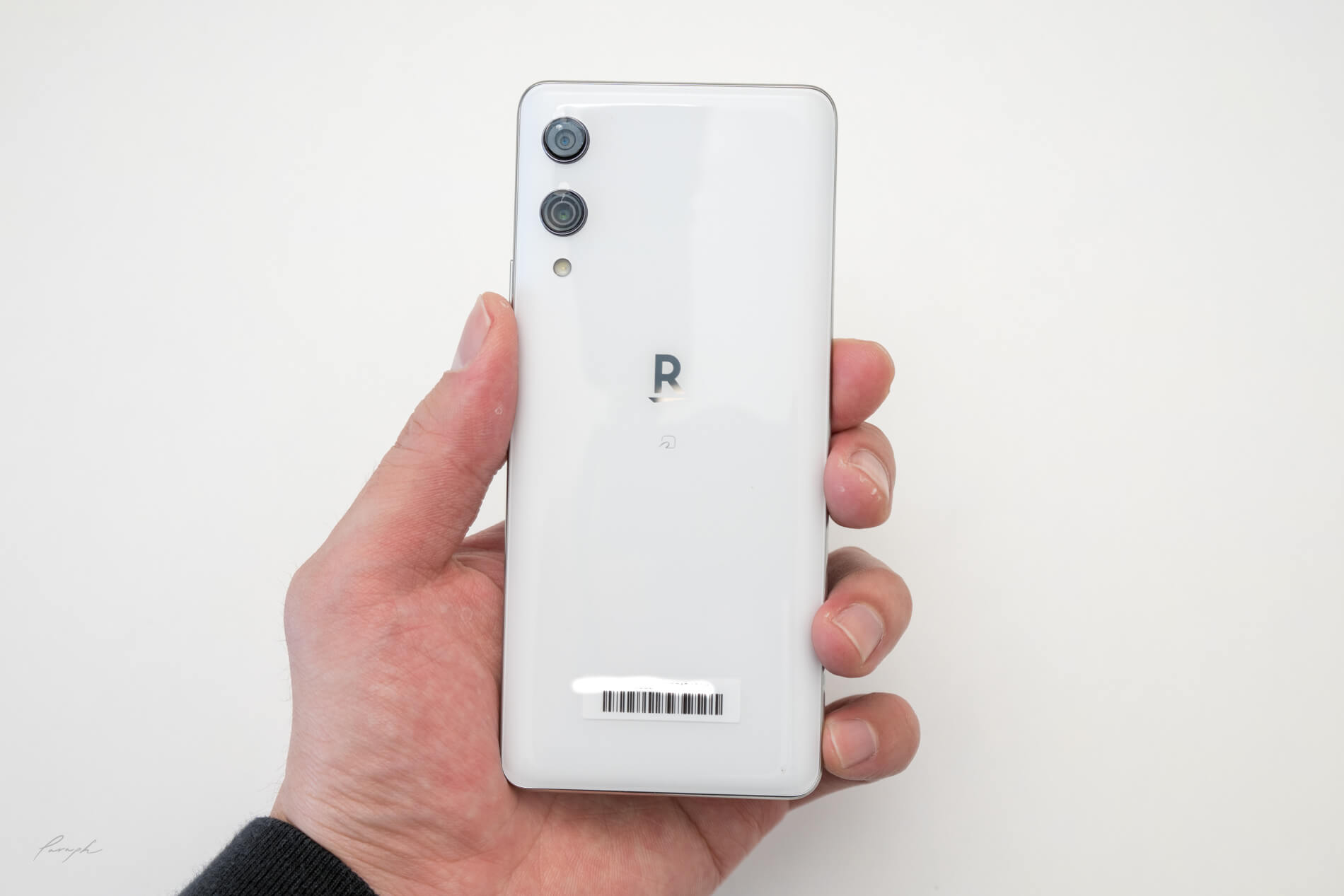 売り切れ続出のRakuten Handが予想以上に満足度の高い素晴らしいスマホ