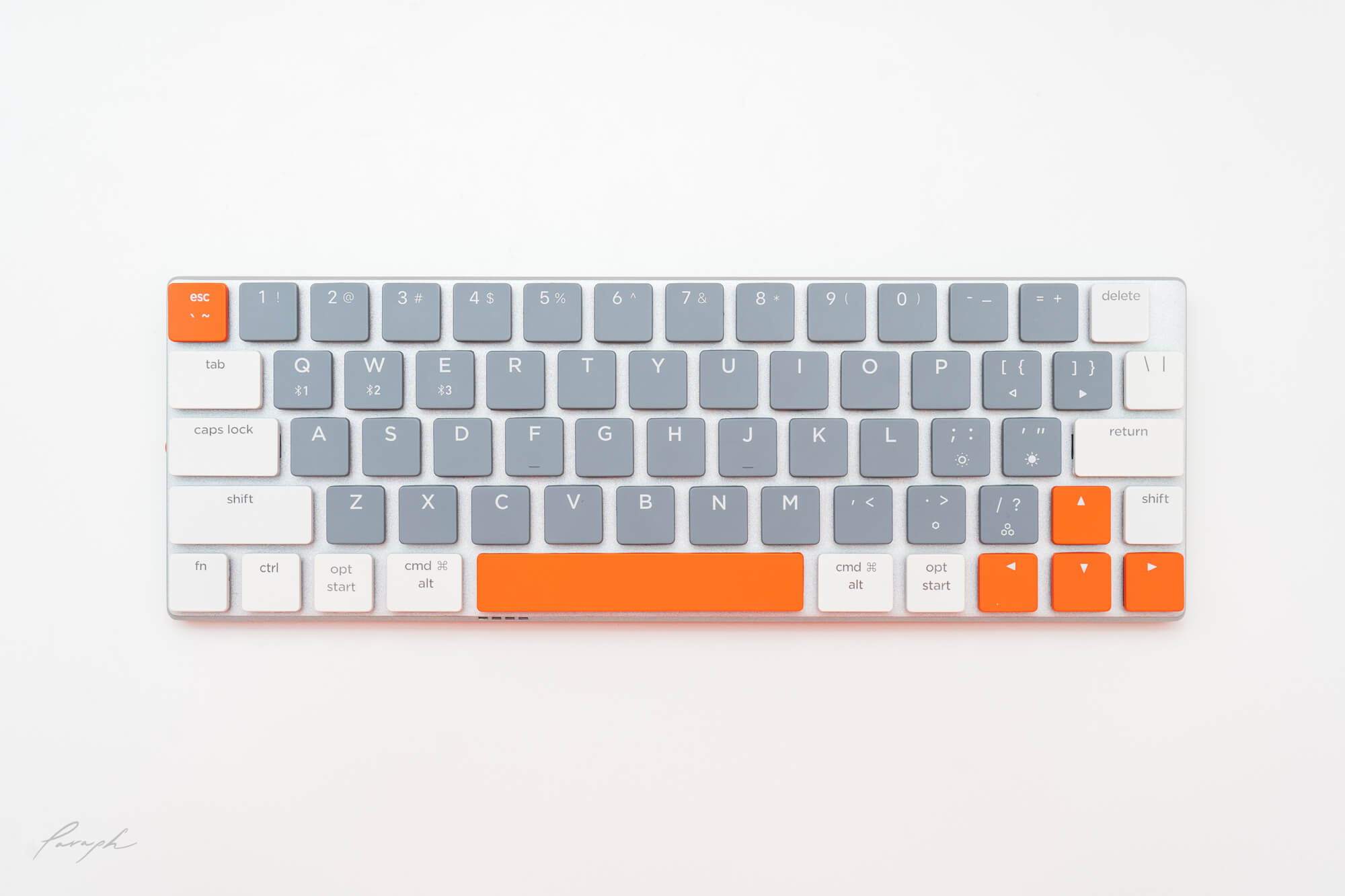 NuPhyのオシャレすぎる赤軸メカニカルキーボード「NuType F1」限定