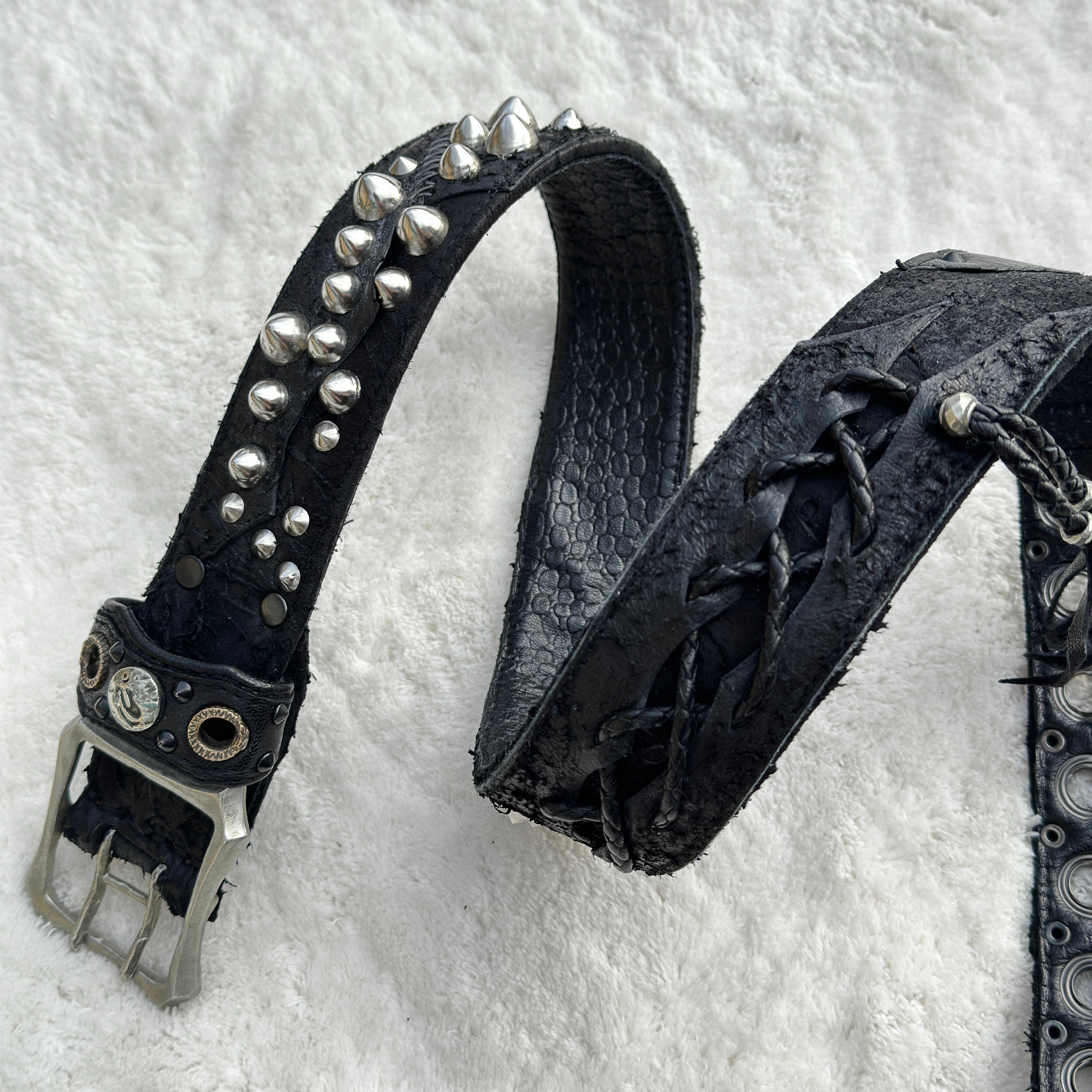 KMRii x Unc Studded Belt – Paroxa