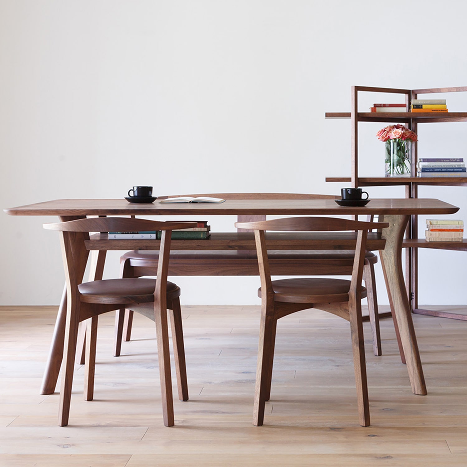 アジレ ダイニングテーブル (樹種オーク 幅W84 塗装(オーク材のみ