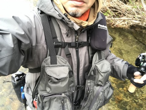 新製品】トラウトにもソルトにも！ウェーディング用レインジャケット