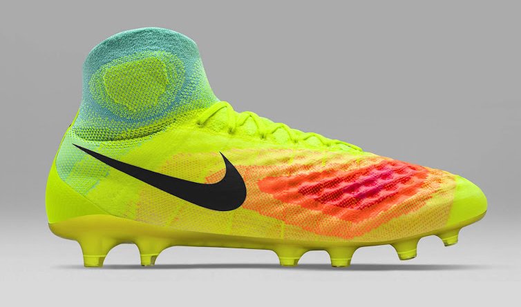 ナイキ サッカースパイク 初代『マジスタ オブラ FG』 ＆ 2代目