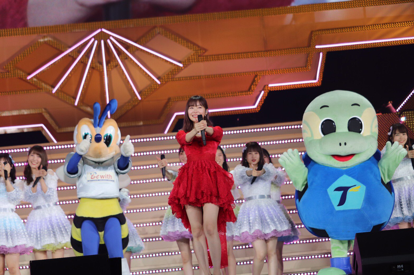 指原莉乃 大感謝祭 2019 パーカー マフラータオル ステッカー