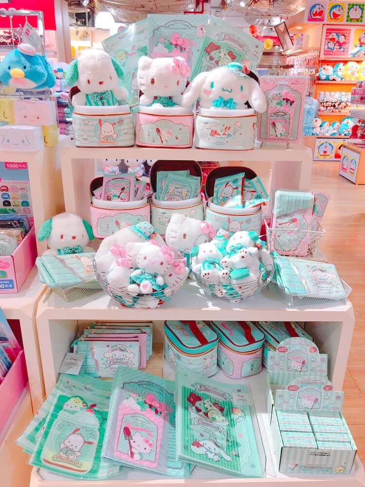 🍀 #ハローキティショップ 🍀 夏らしいチョコミントシリーズ入荷して